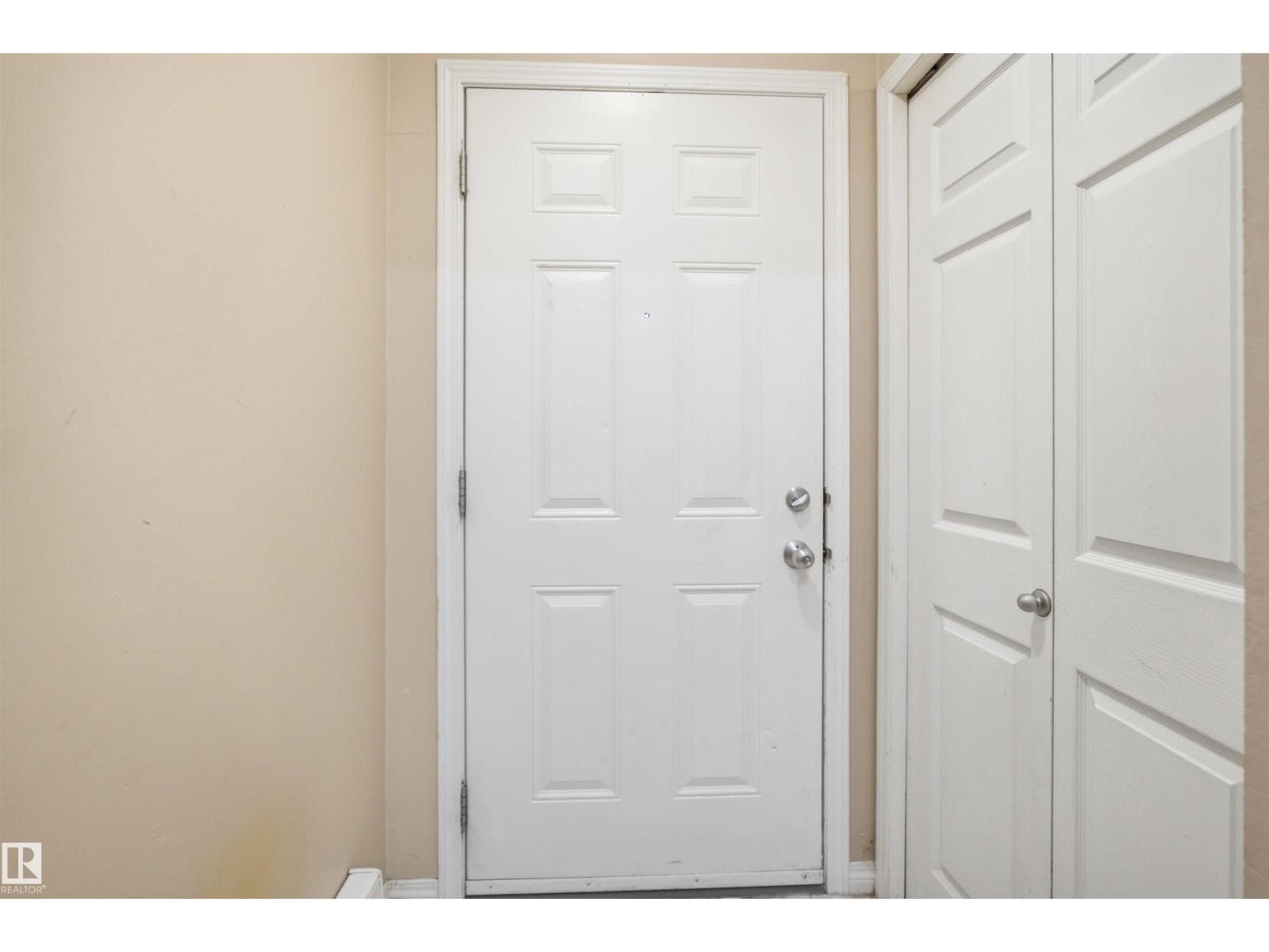 #95 3040 SPENCE WD SW — photo 3