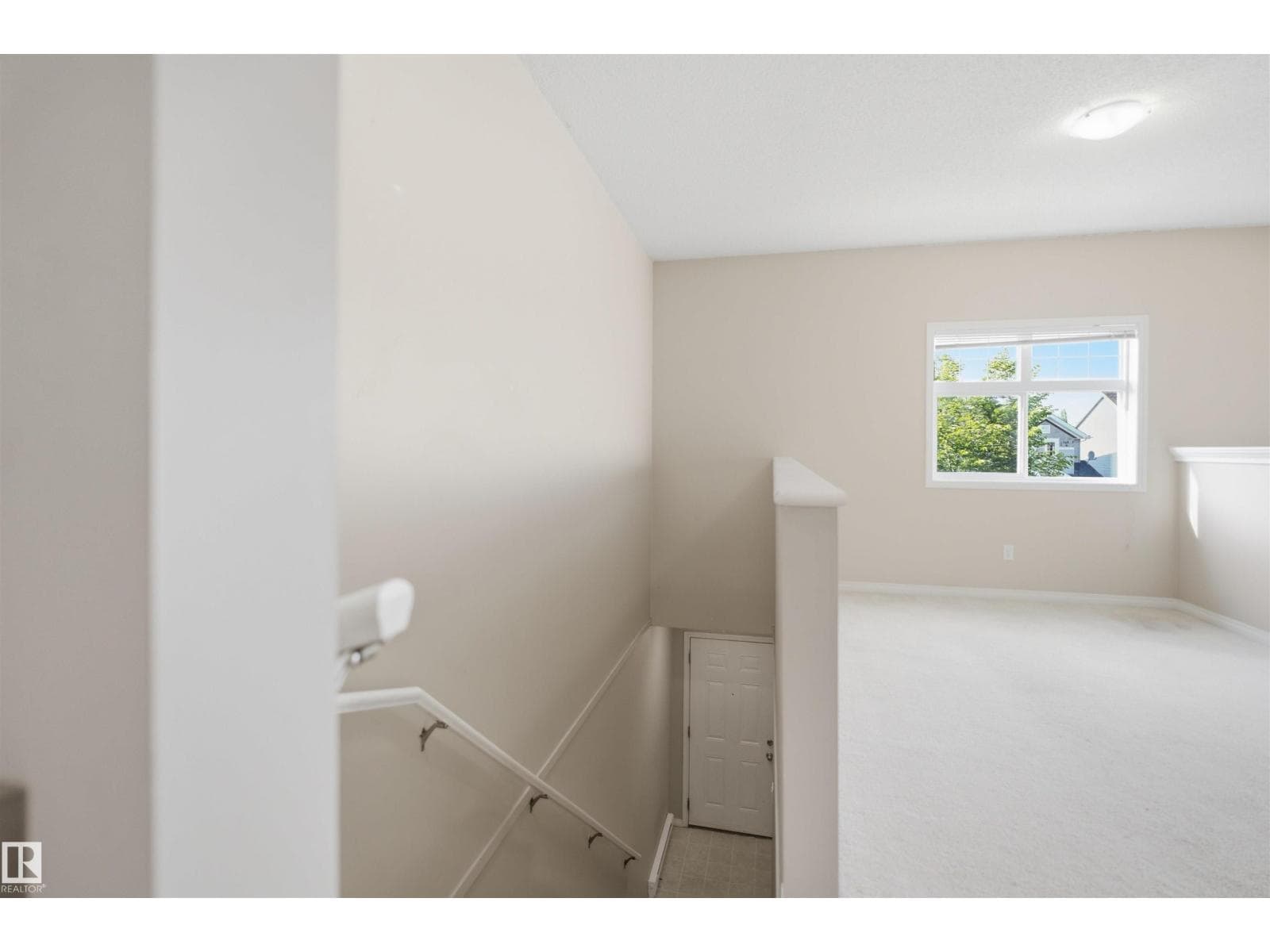 #95 3040 SPENCE WD SW — photo 4