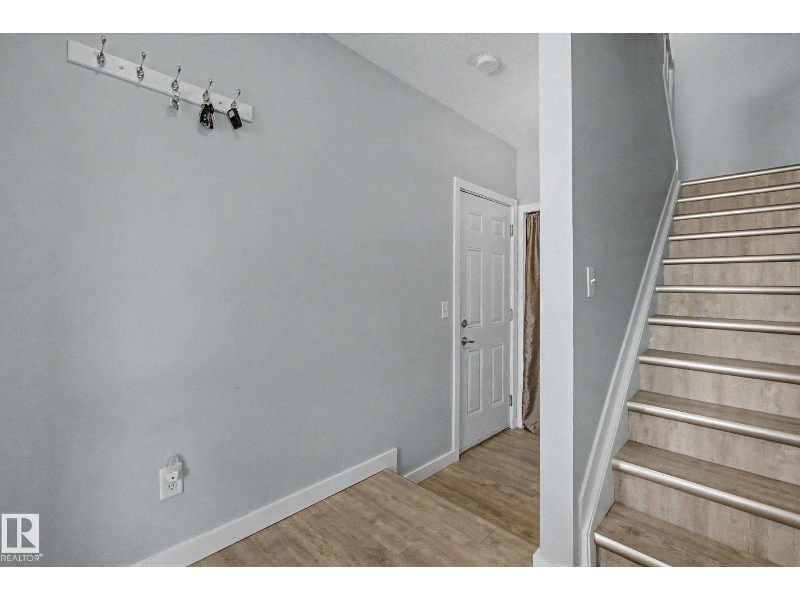 69 11 CLOVER BAR LN — photo 4