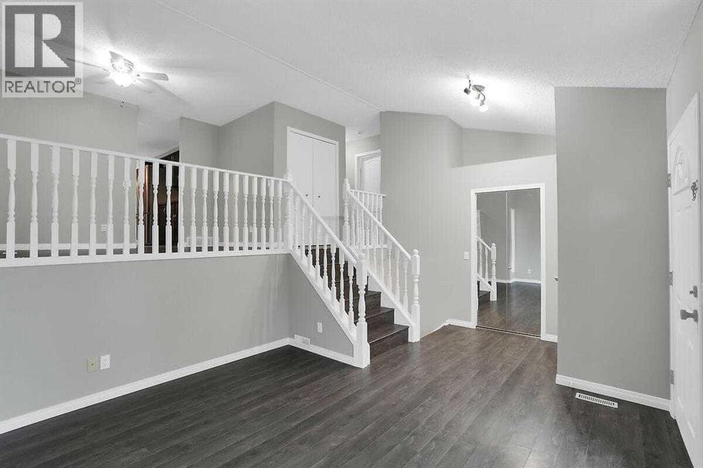 45 Shawinigan Road SW — photo 4