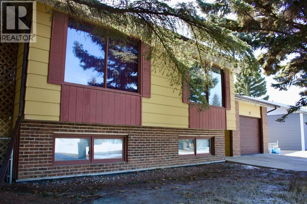 #25 4th Avenue E — photo 4