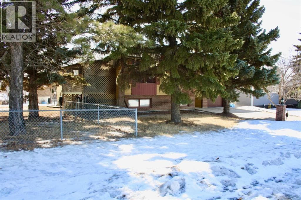 #25 4th Avenue E — photo 3