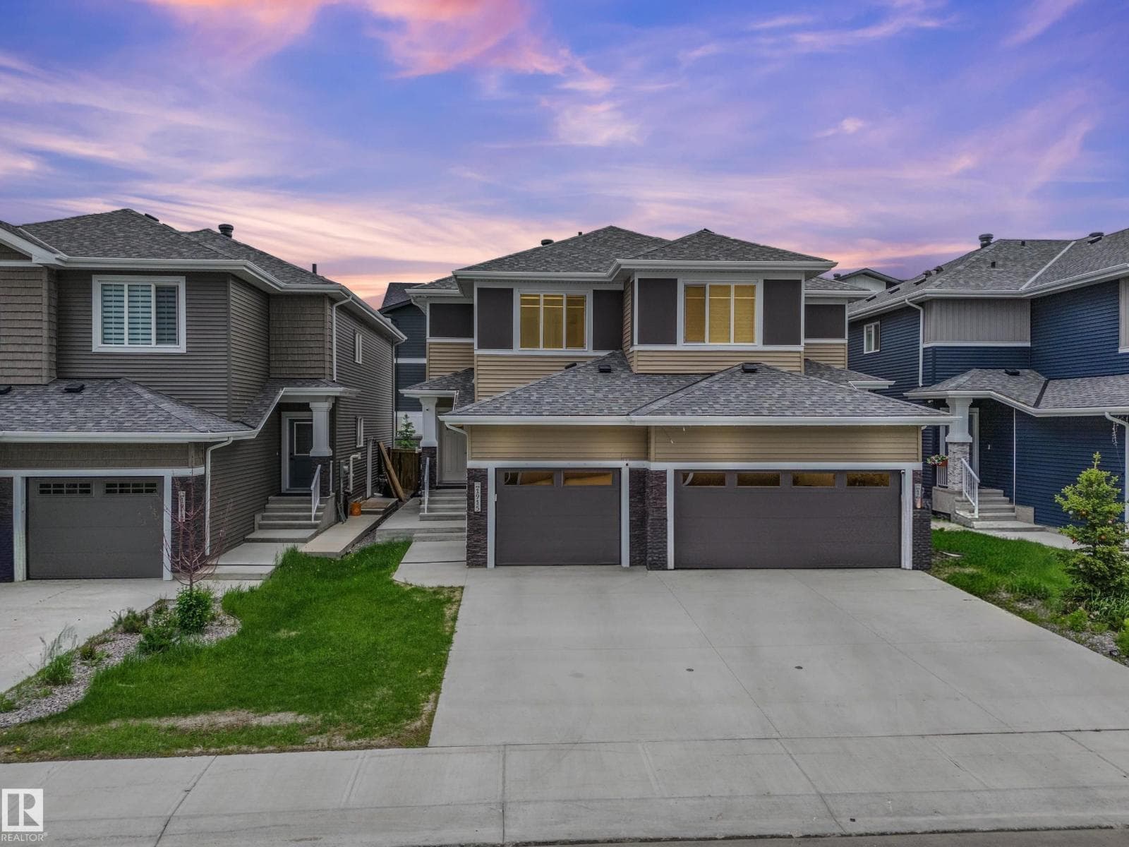 1915 164 ST SW