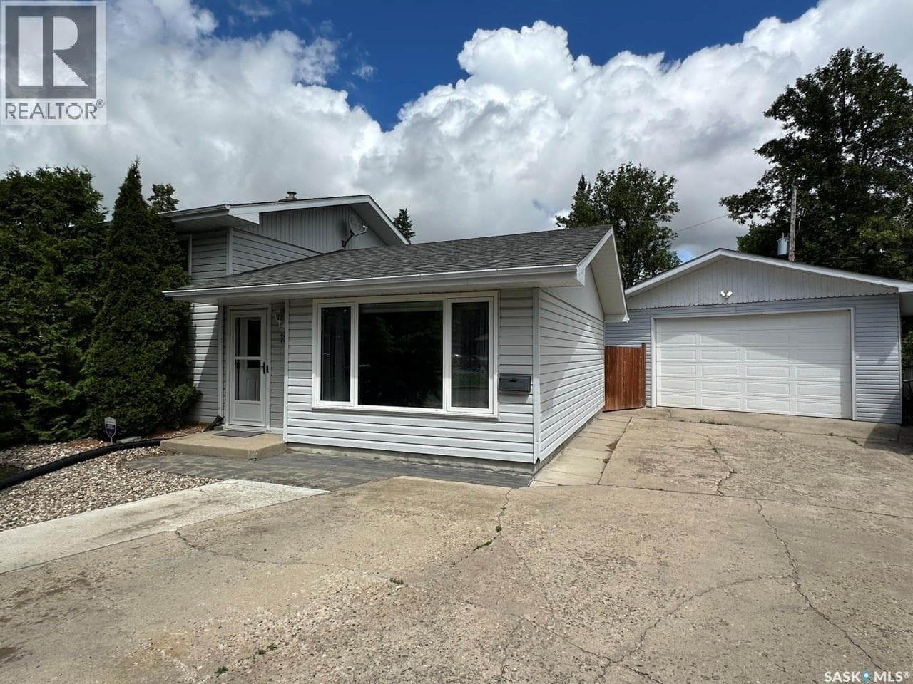 19 Sampson PLACE