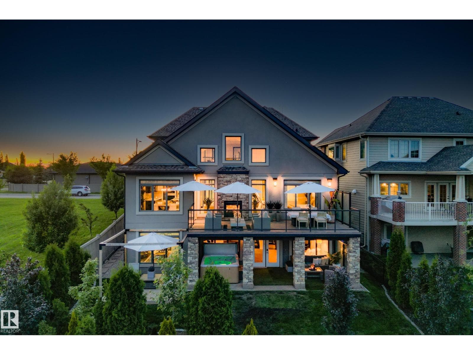 1121 ADAMSON DR SW