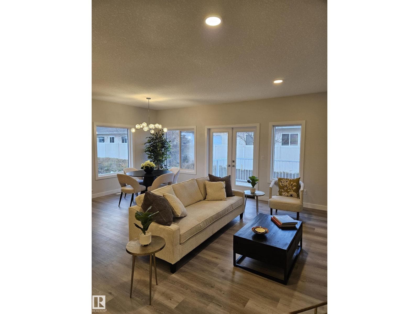 #44 11 DALTON LI — photo 4