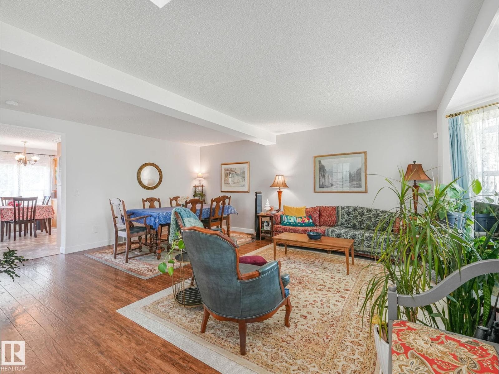 8 CRAIGEN CO — photo 3