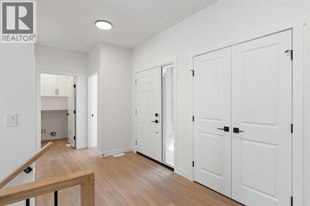 204 Monterey Bay SE — photo 2