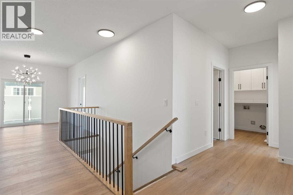 204 Monterey Bay SE — photo 3