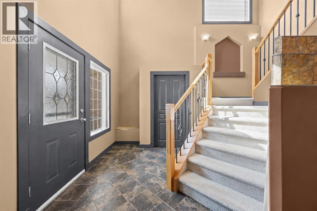 139 Tuscany Ridge Close NW — photo 3