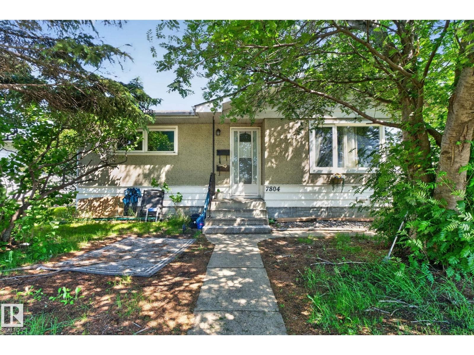 7804 136 AV NW — photo 2