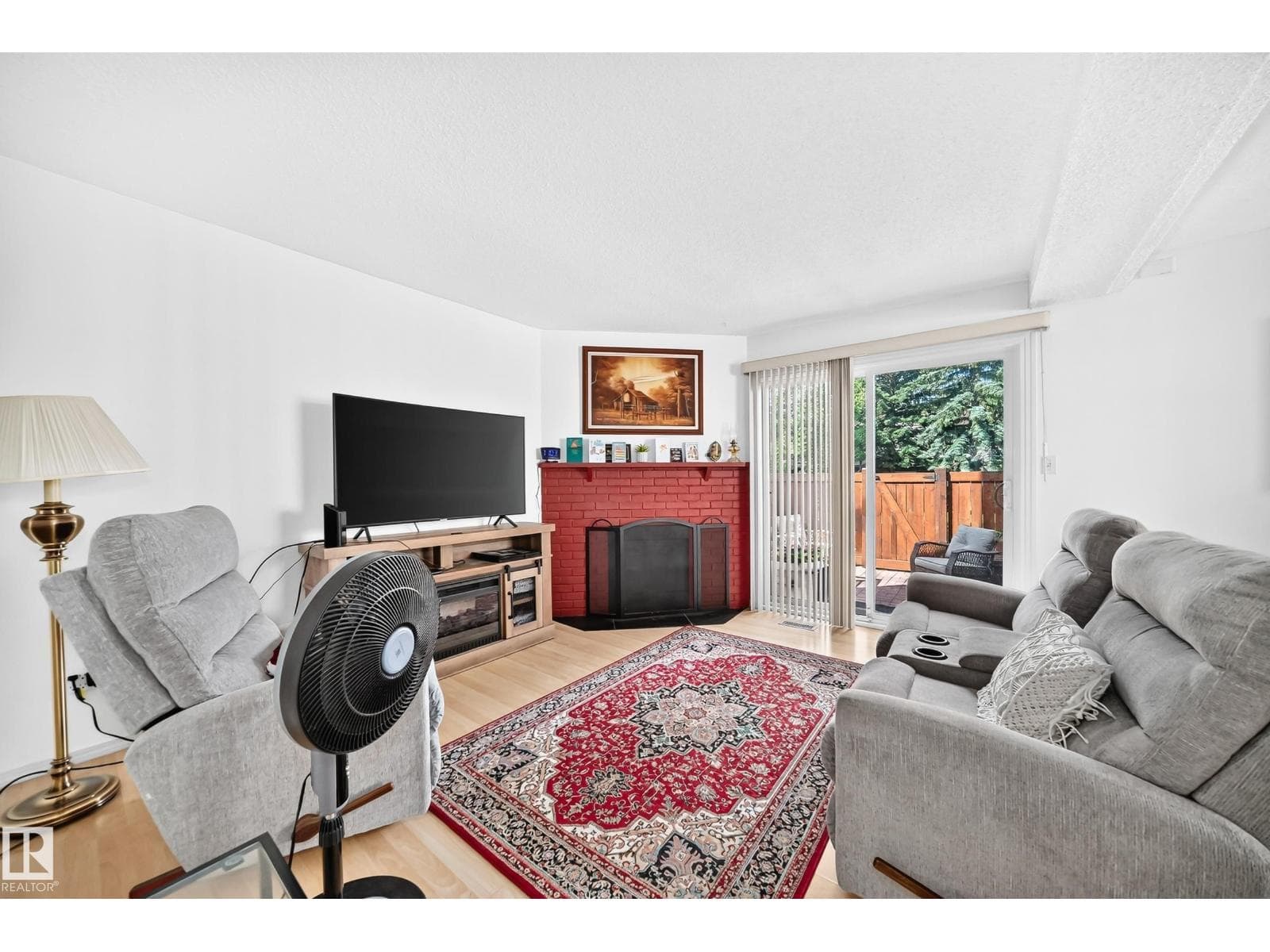 678 LAKEWOOD RD N NW — photo 4