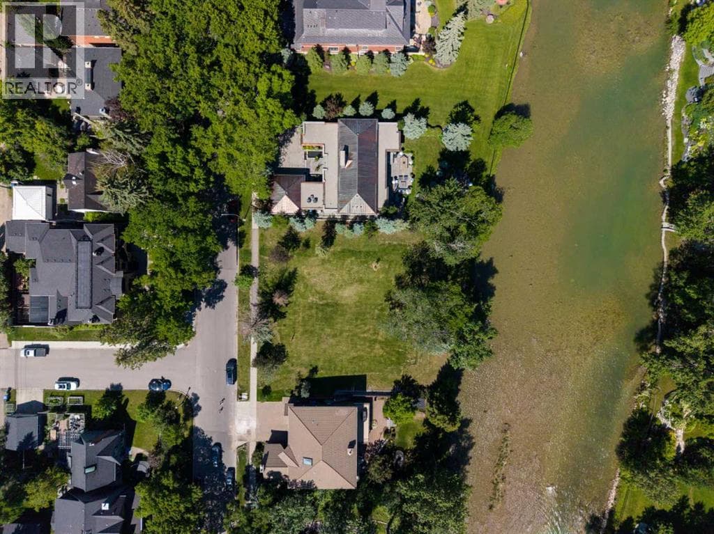 708 Riverdale Avenue SW — photo 3