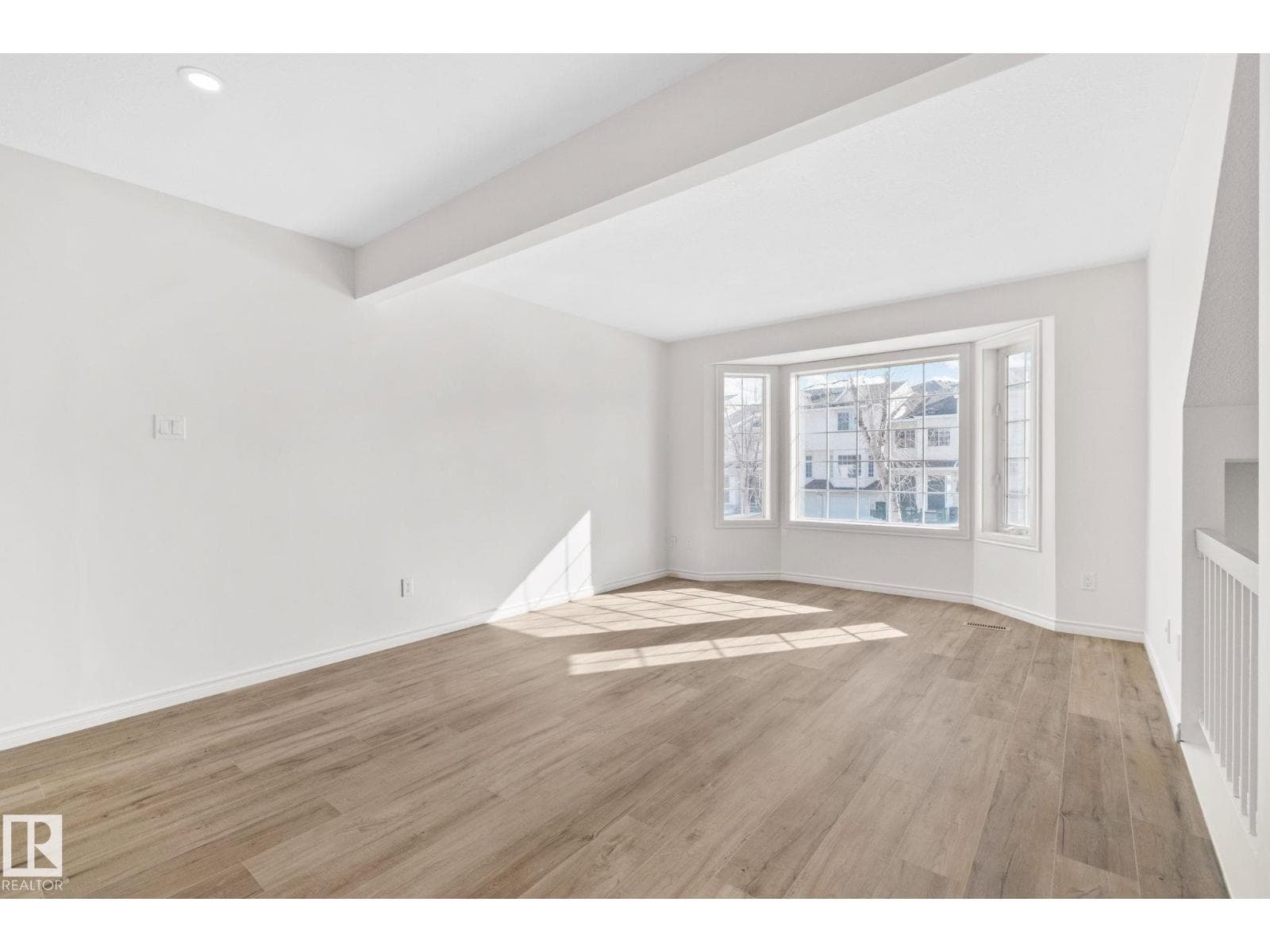 #22 9703 174 ST NW NW — photo 5
