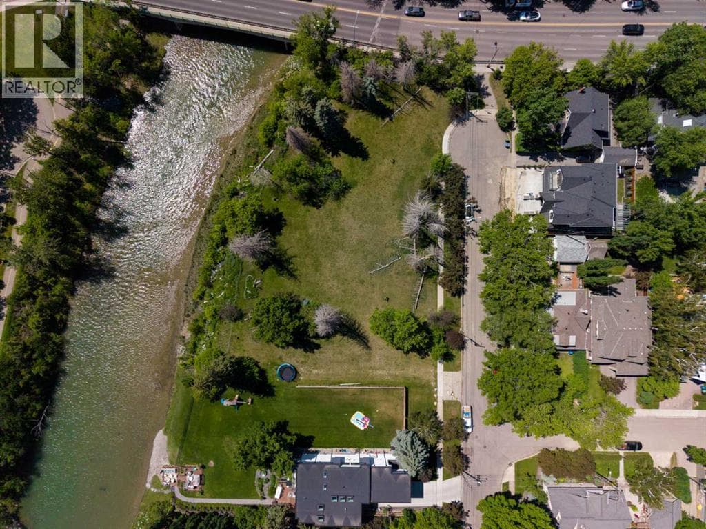 409 40 Avenue SW — photo 4