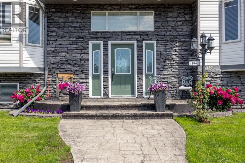 104 Royal Garden — photo 4