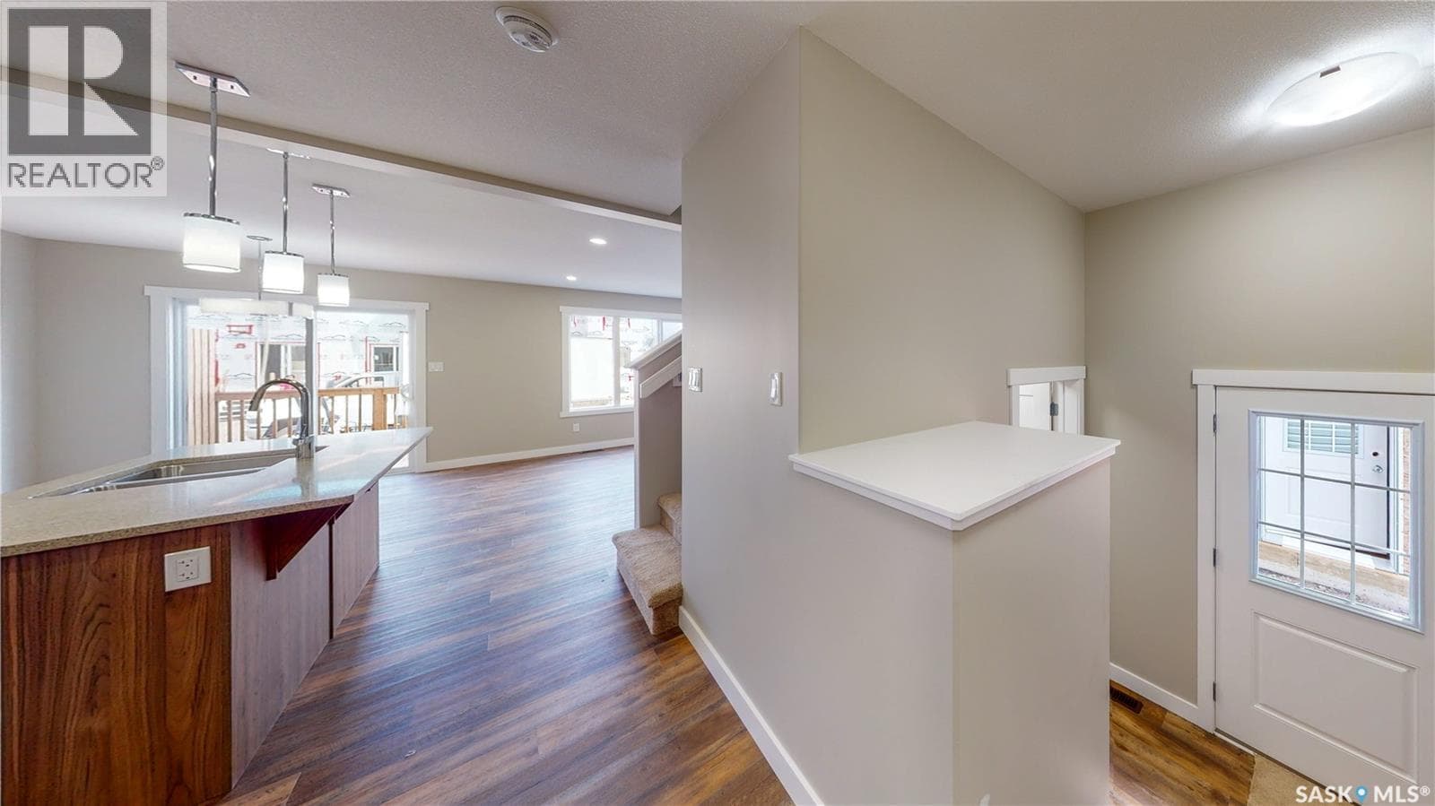 4804 Ferndale CRESCENT — photo 4