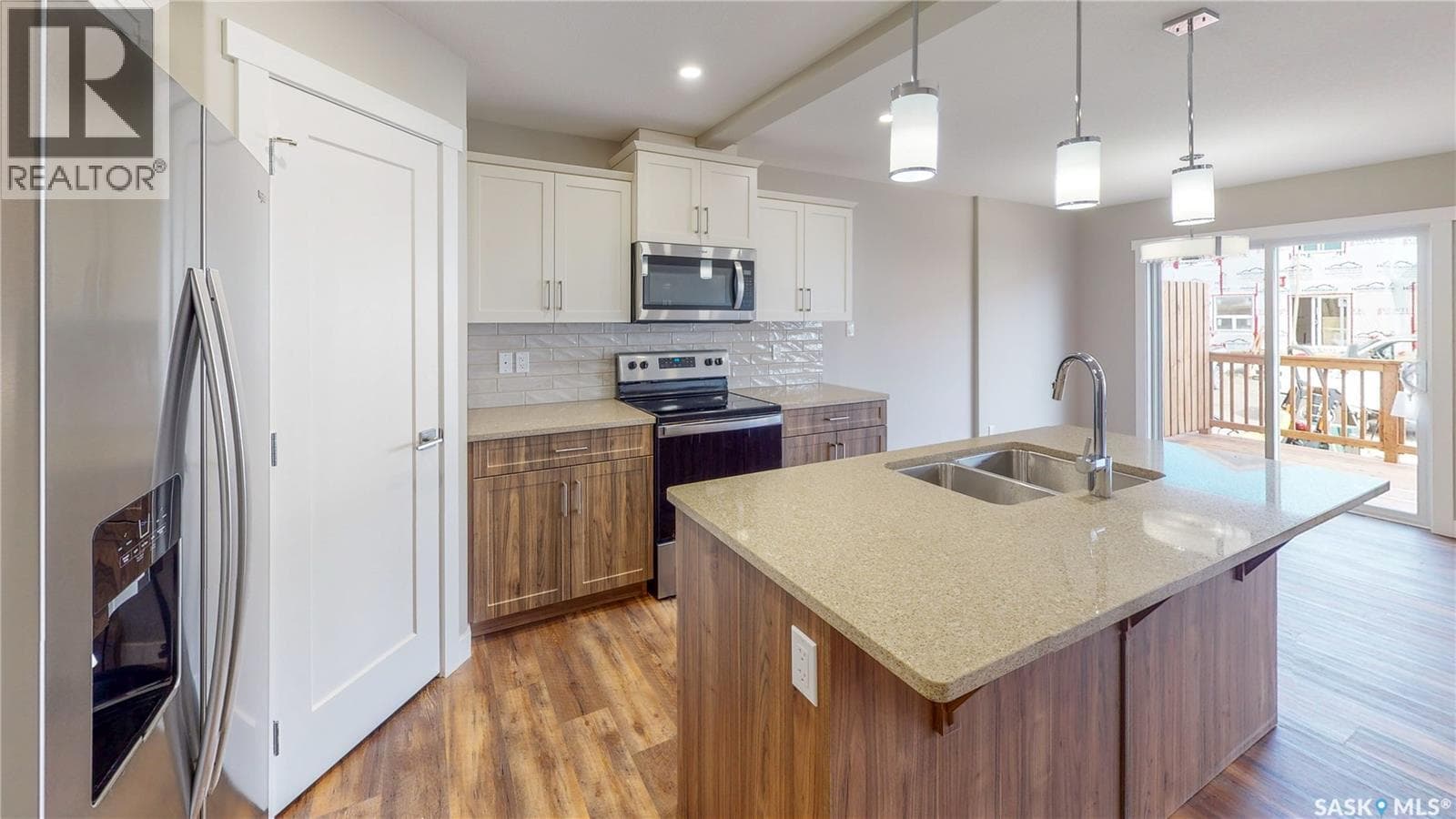 4804 Ferndale CRESCENT — photo 5