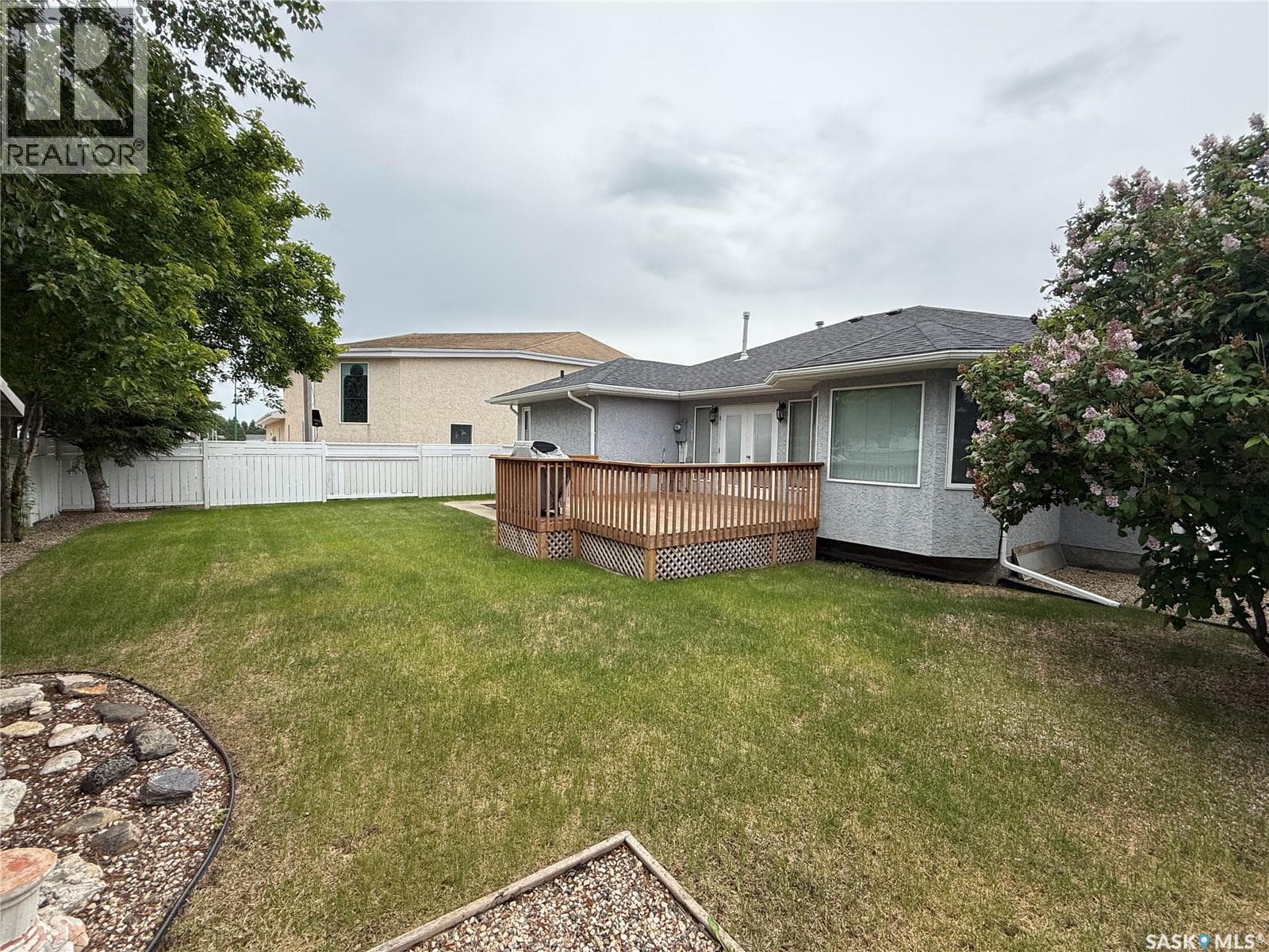 708 Adamson CRESCENT — photo 2