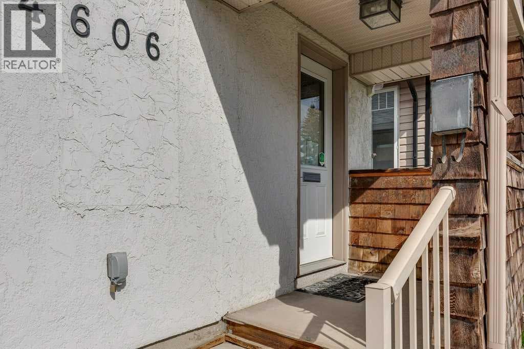 4606 48 Avenue — photo 4