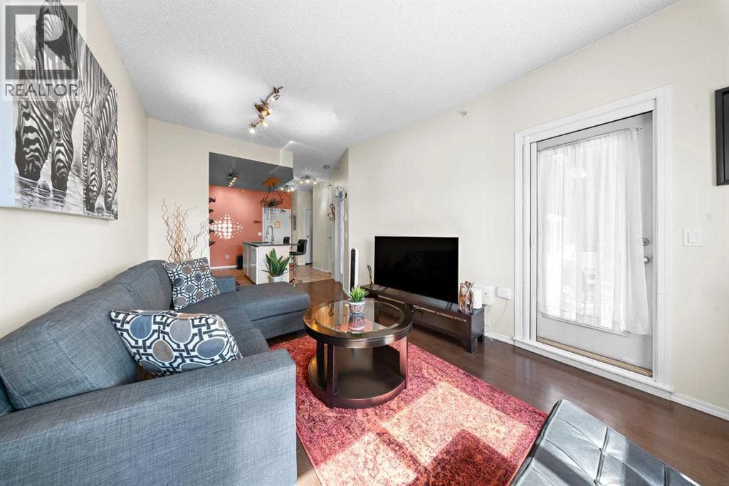 3206, 73 Erin Woods Court SE — photo 4