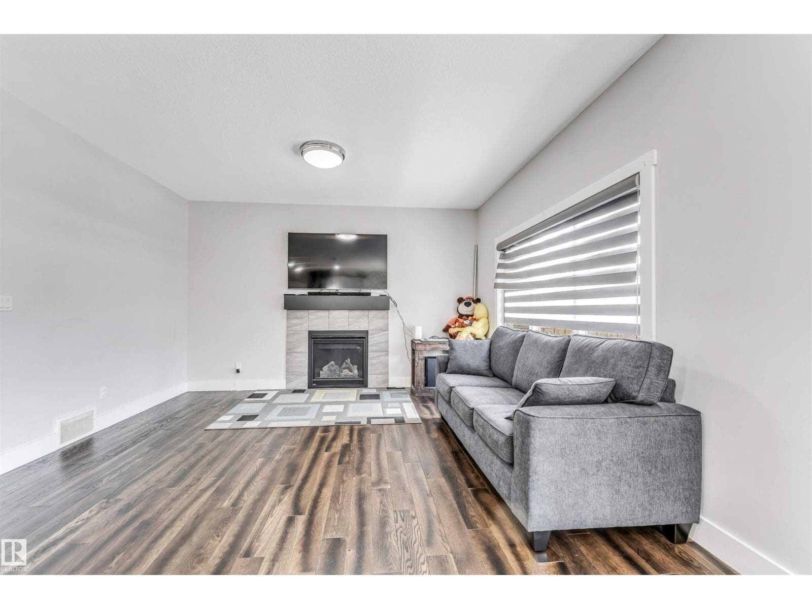 8516 216 ST NW — photo 5