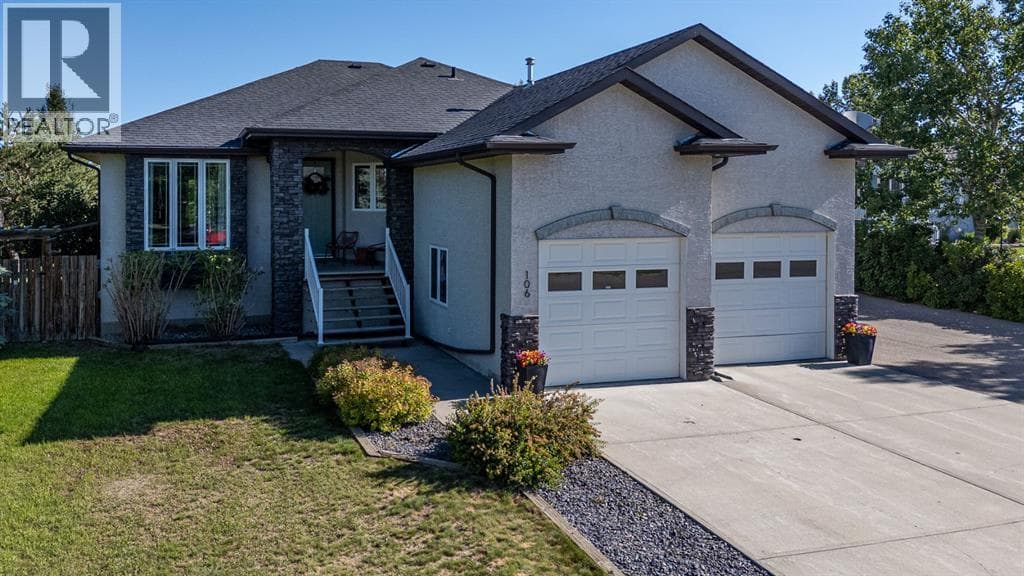 106 Derochie Drive W