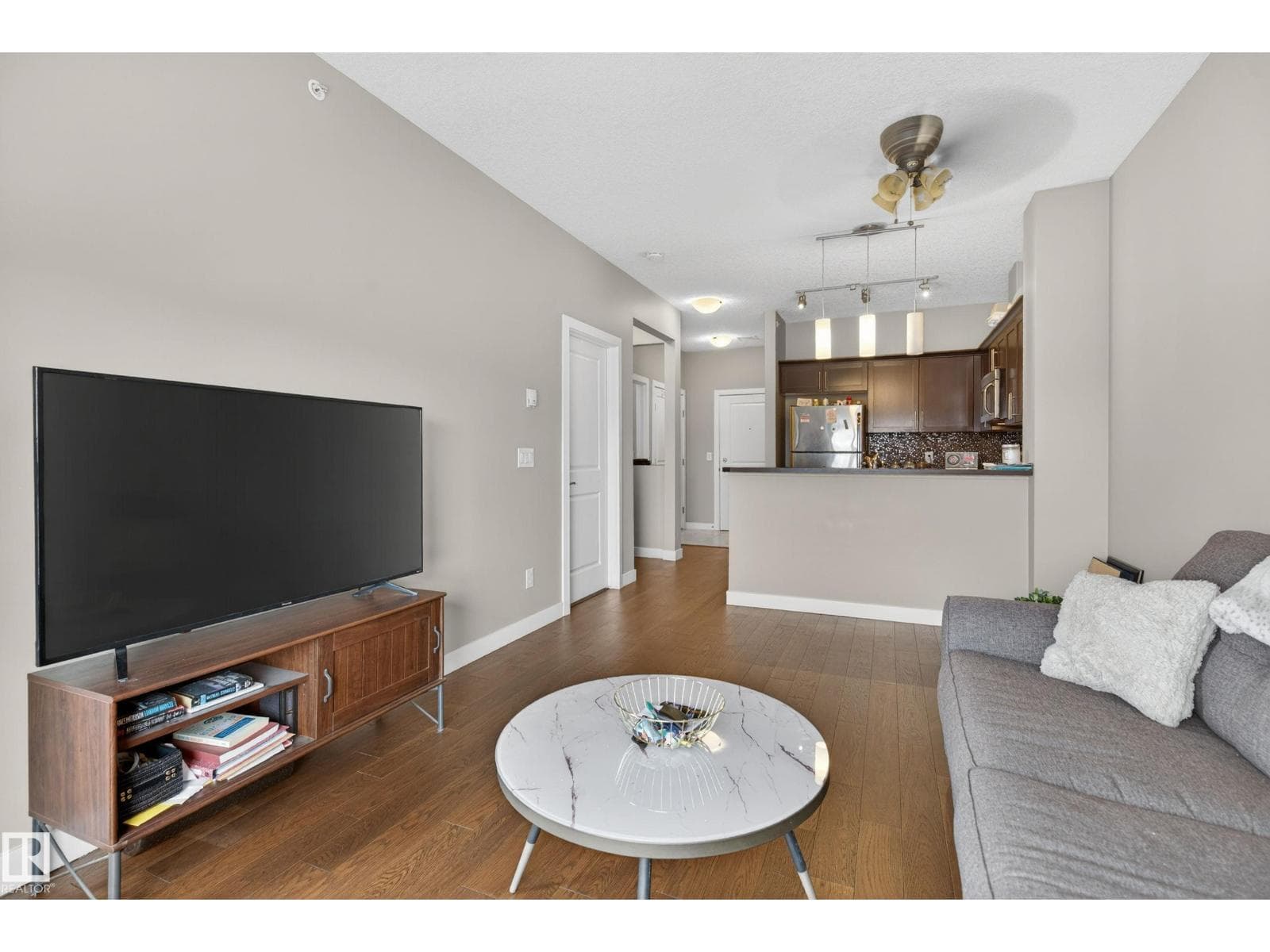 #409 2584 ANDERSON WY NW — photo 3