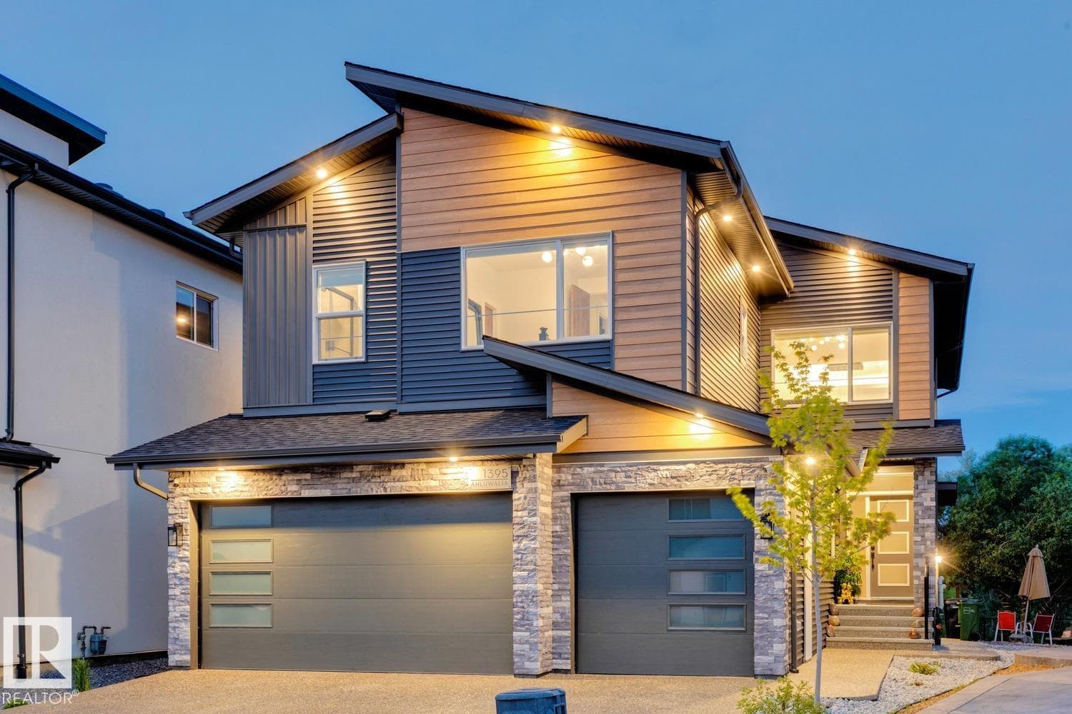 1395 155 ST SW