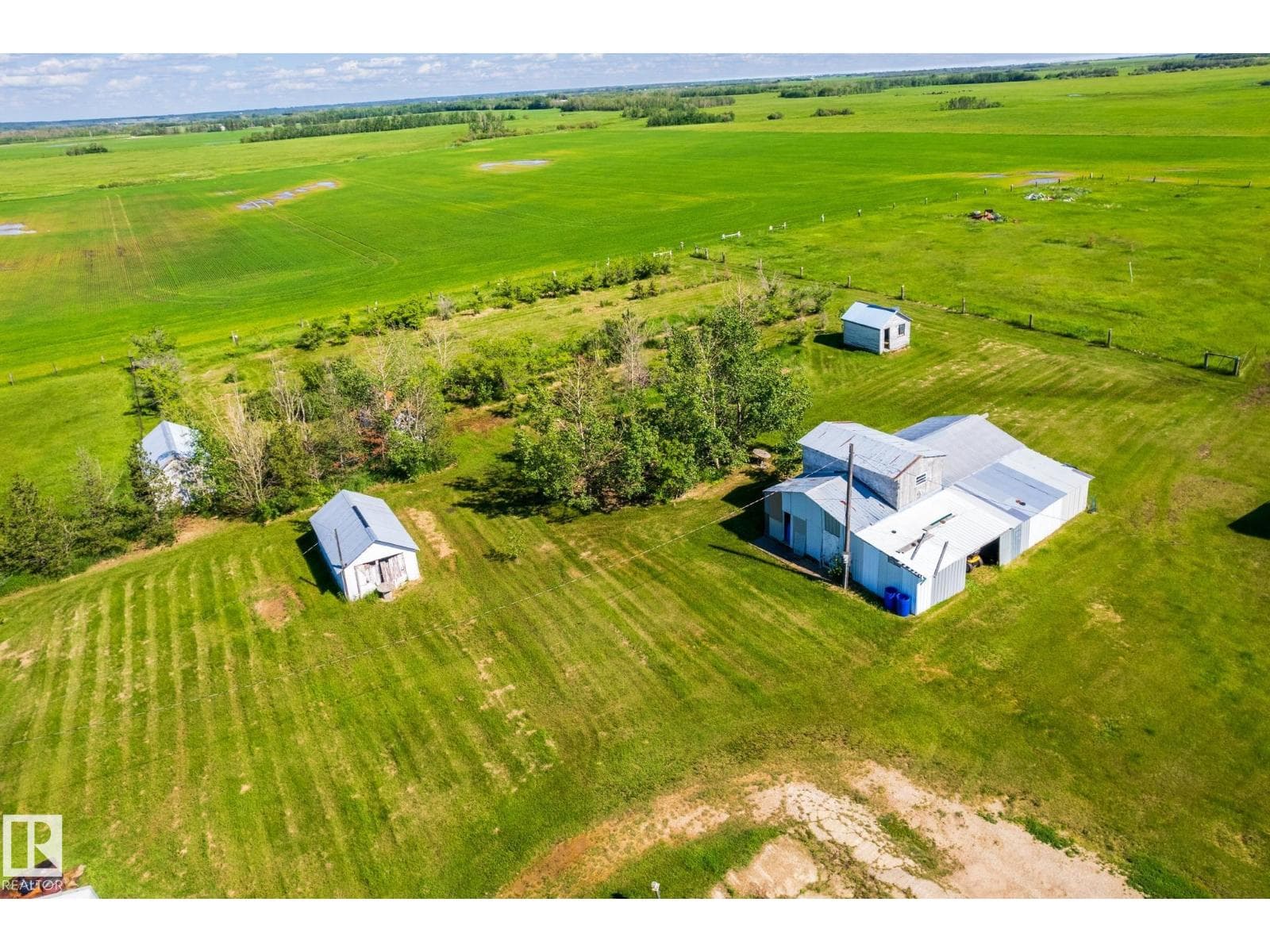551027 Range Road 193 — photo 4