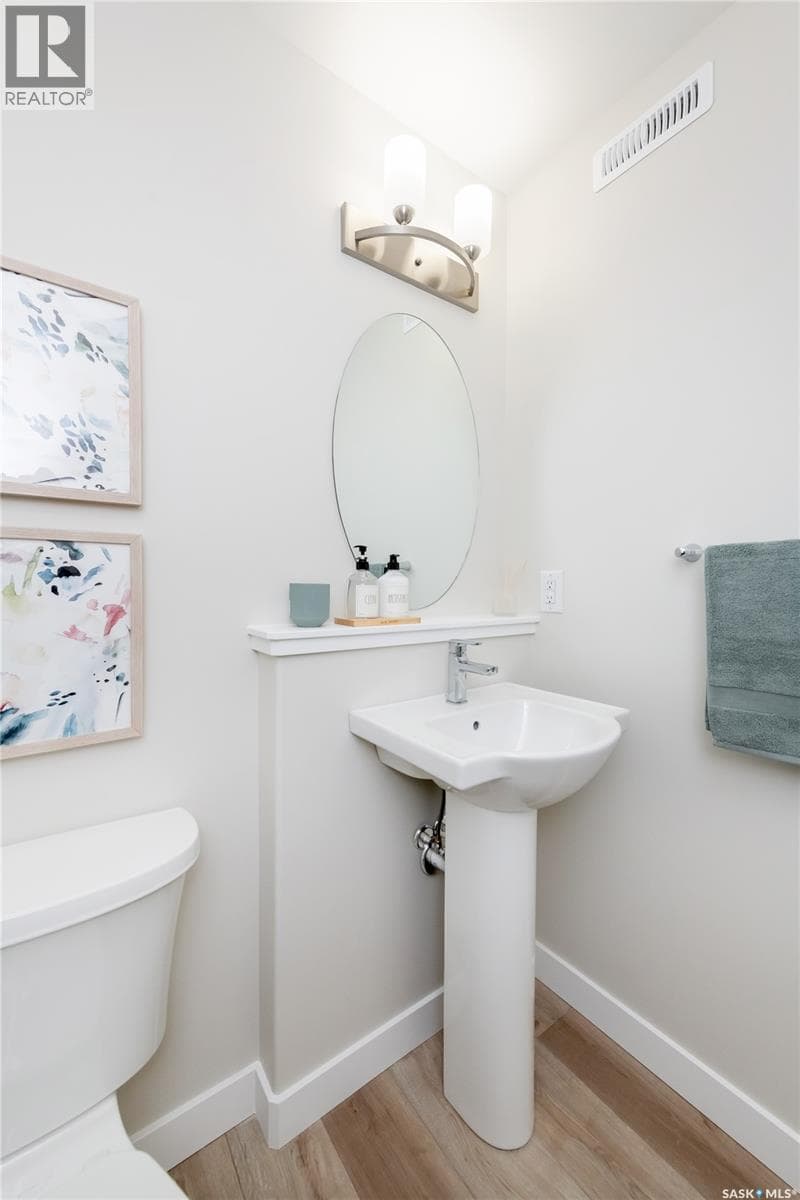 4812 Ferndale CRESCENT — photo 5