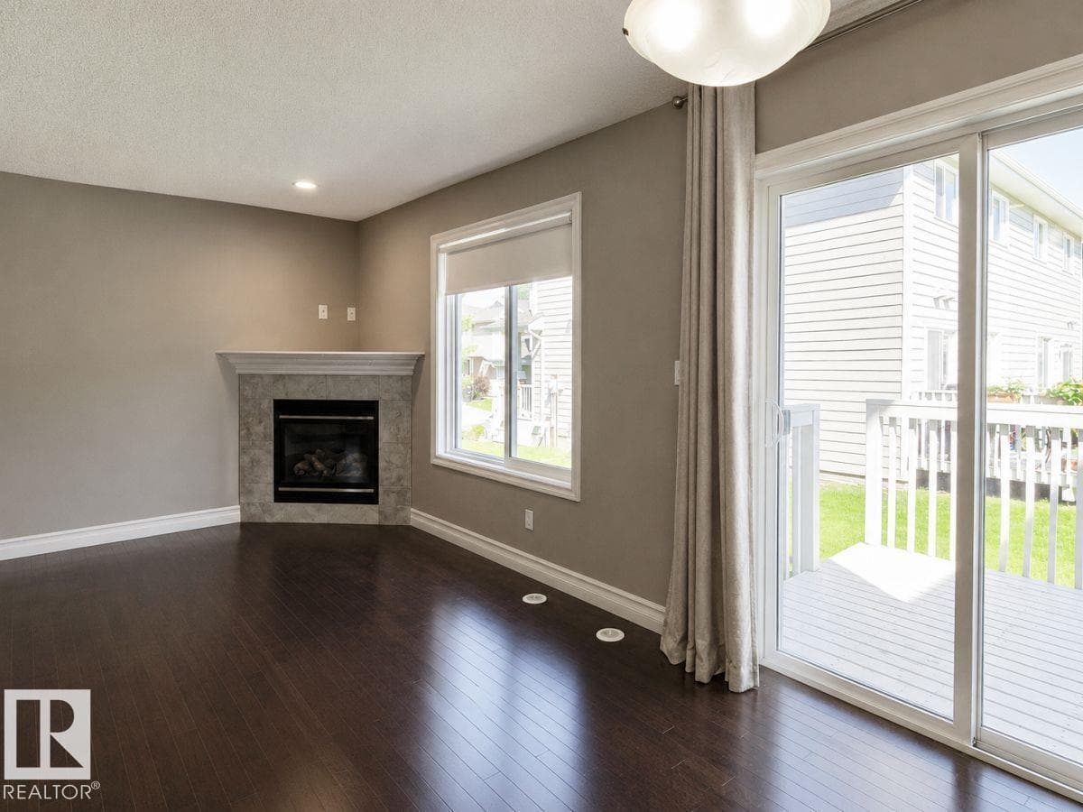 #66 219 CHARLOTTE WY — photo 3
