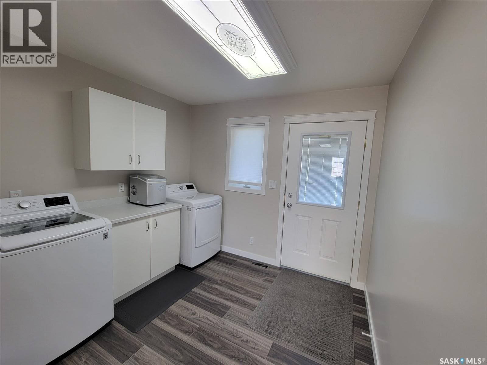 4915 Post STREET — photo 4