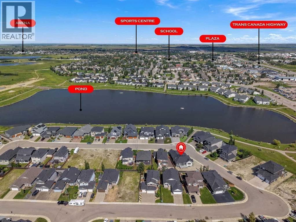 32 Lakes Estates Circle — photo 2