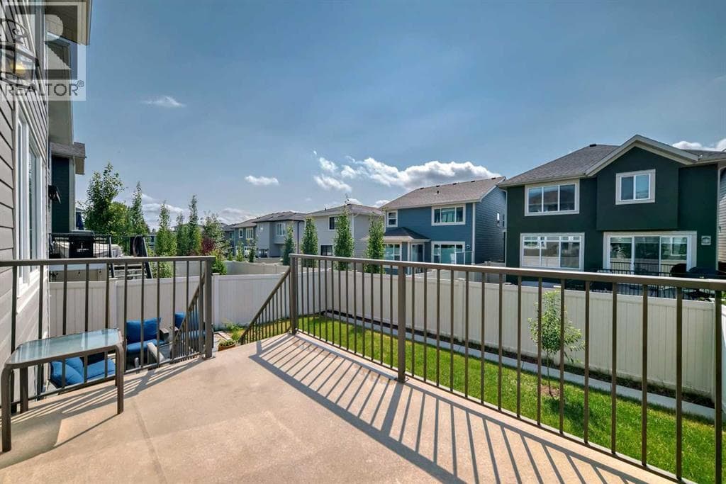5 bed 4 bath single family at 226 West Grove Point SW — $1,119,000 — photo 6