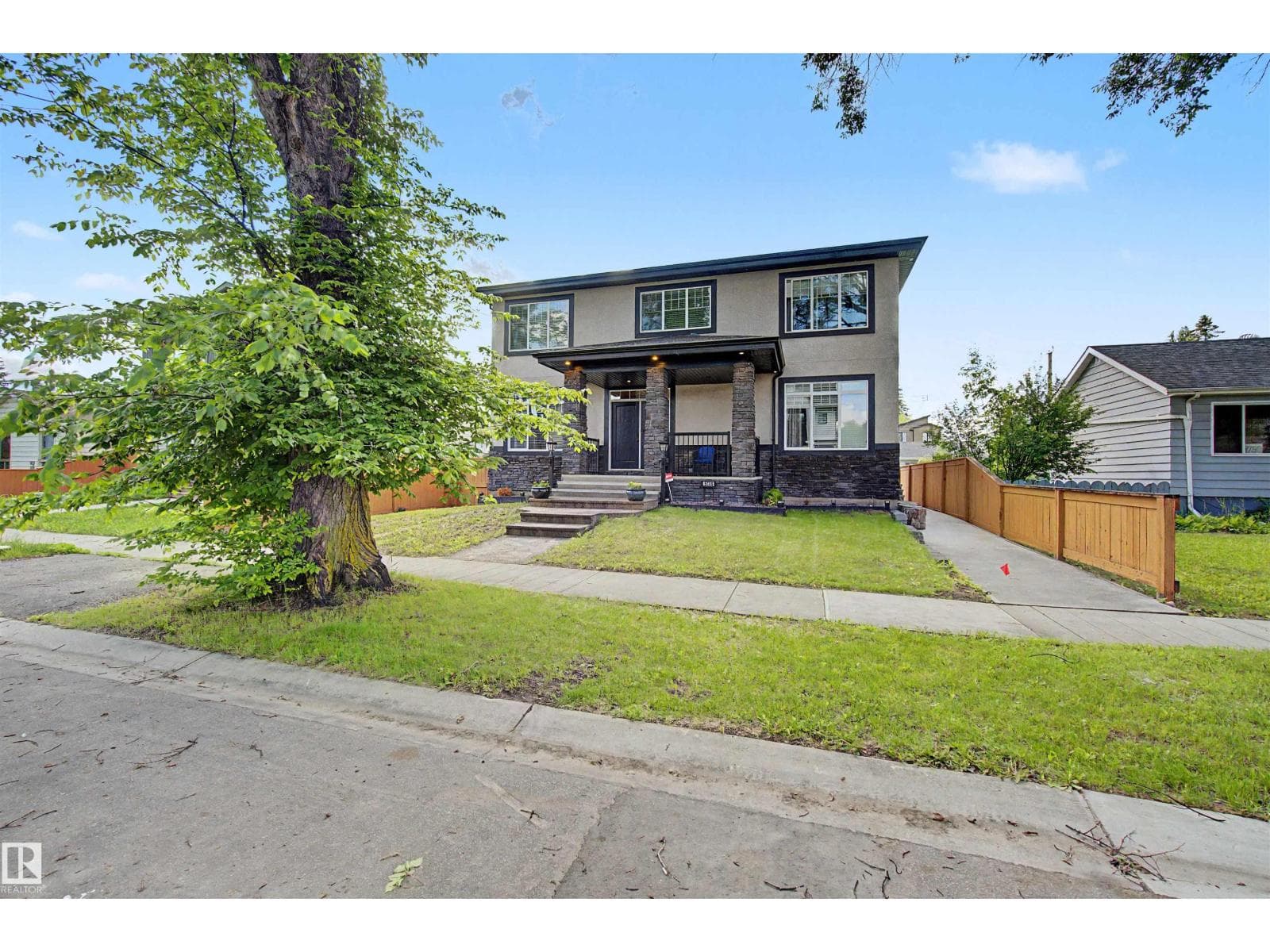 9746 153 ST NW — photo 3
