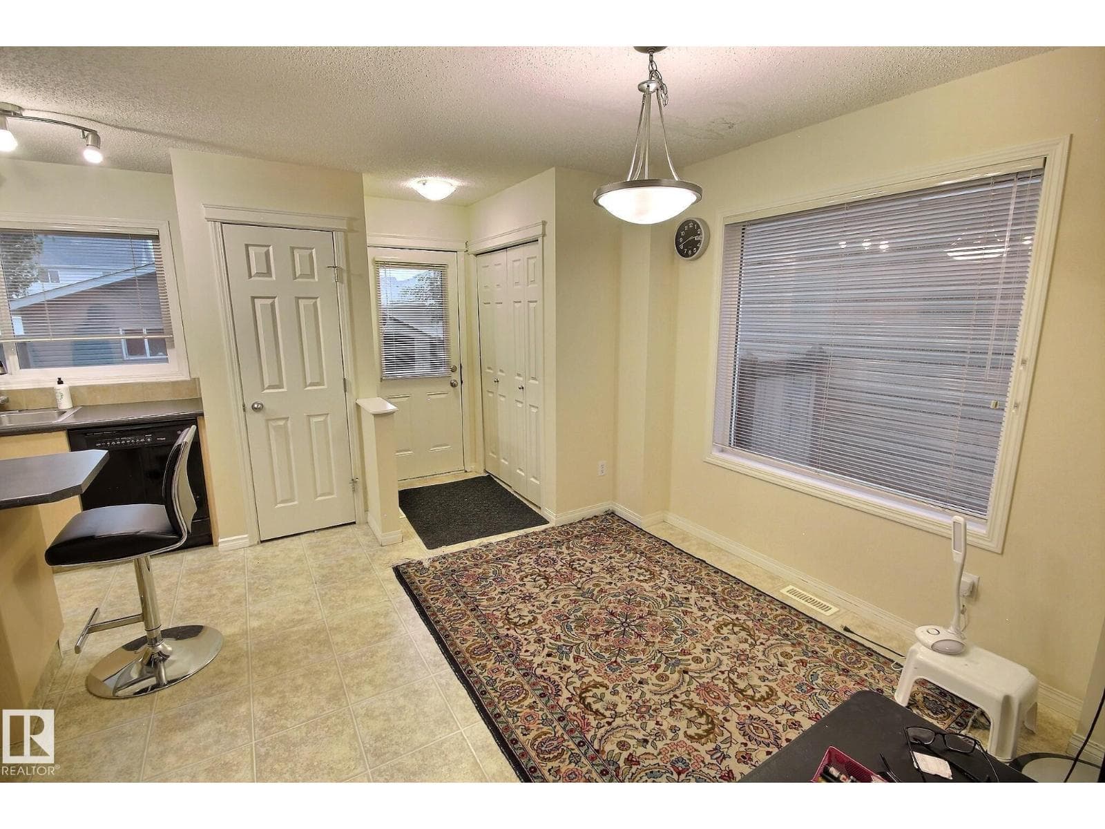 1516 76 ST SW — photo 5