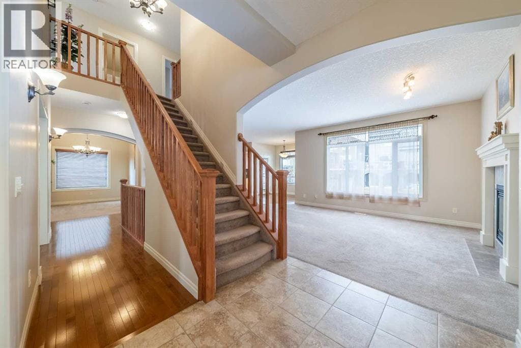 107 Panatella Close NW — photo 2