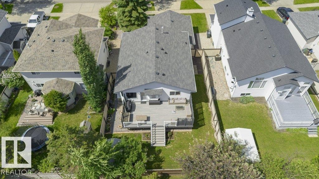 46 CLARKDALE DR — photo 3