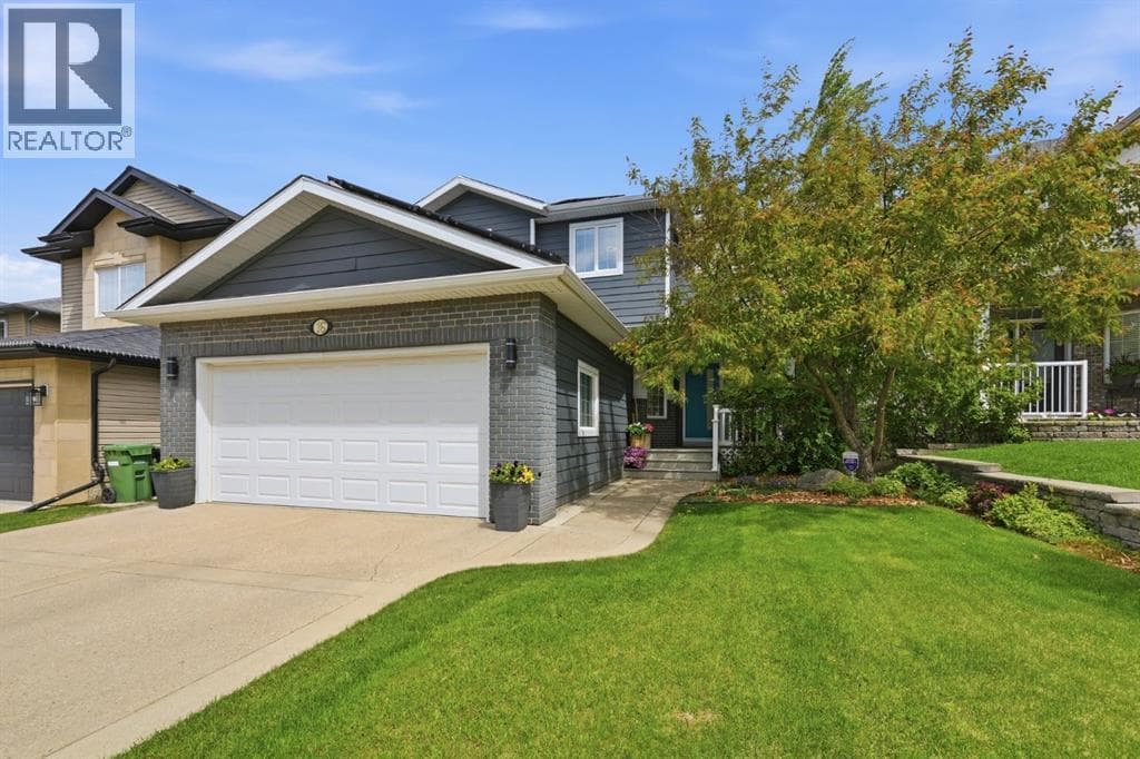 16 Coopers Heights SW