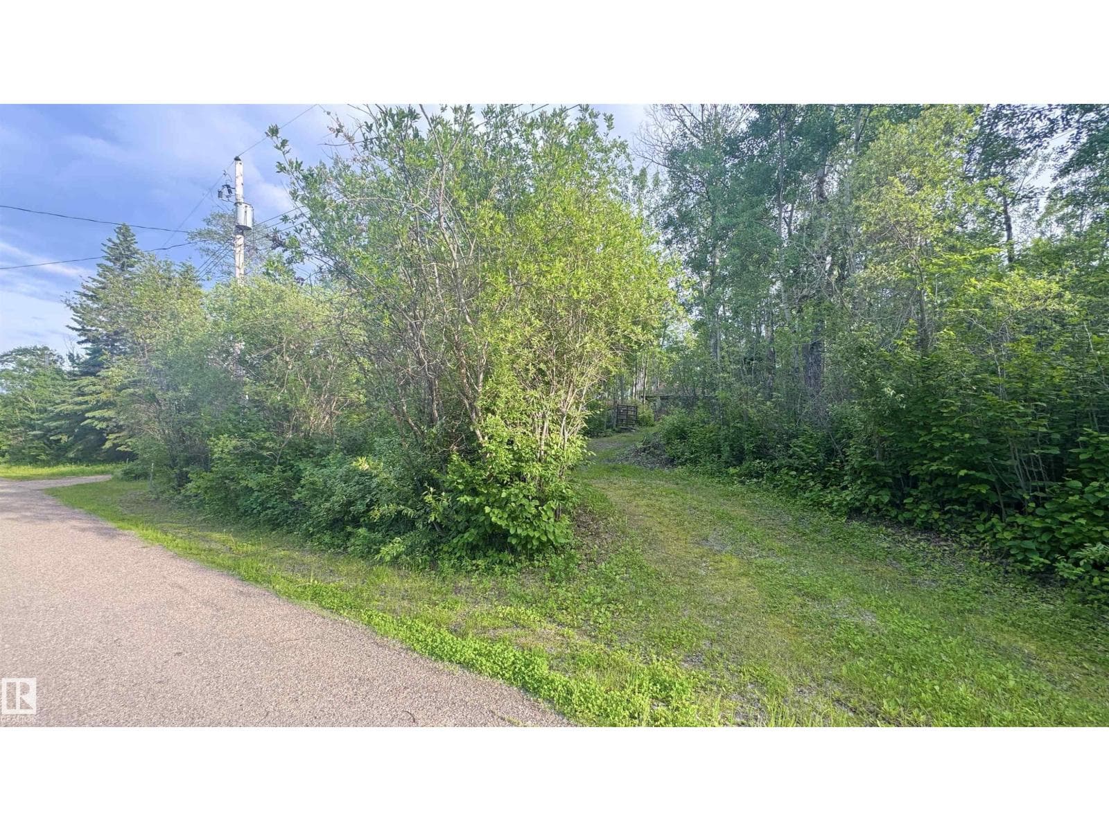 428 11121 TWP ROAD 595 — photo 3