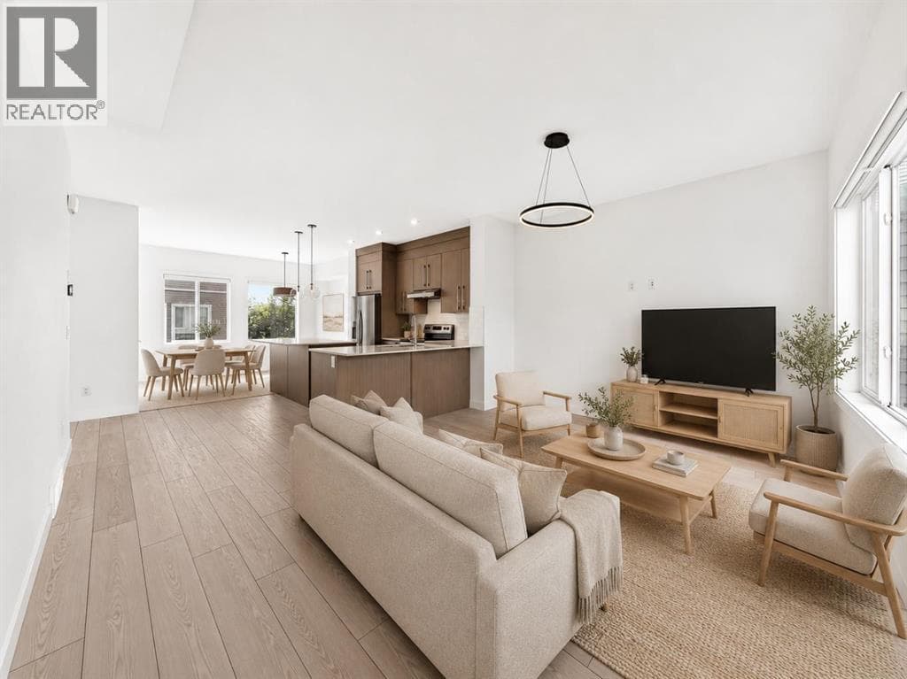 802, 335 Creekside Boulevard SW — photo 4