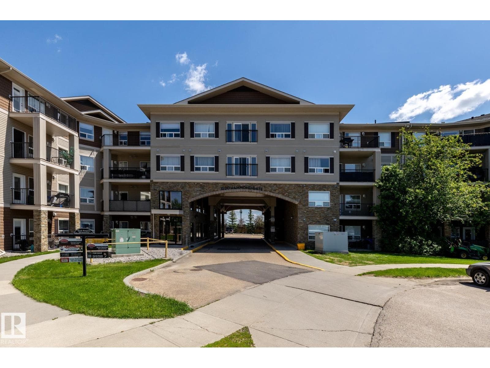 #330 1520 HAMMOND GATE GA NW — photo 2