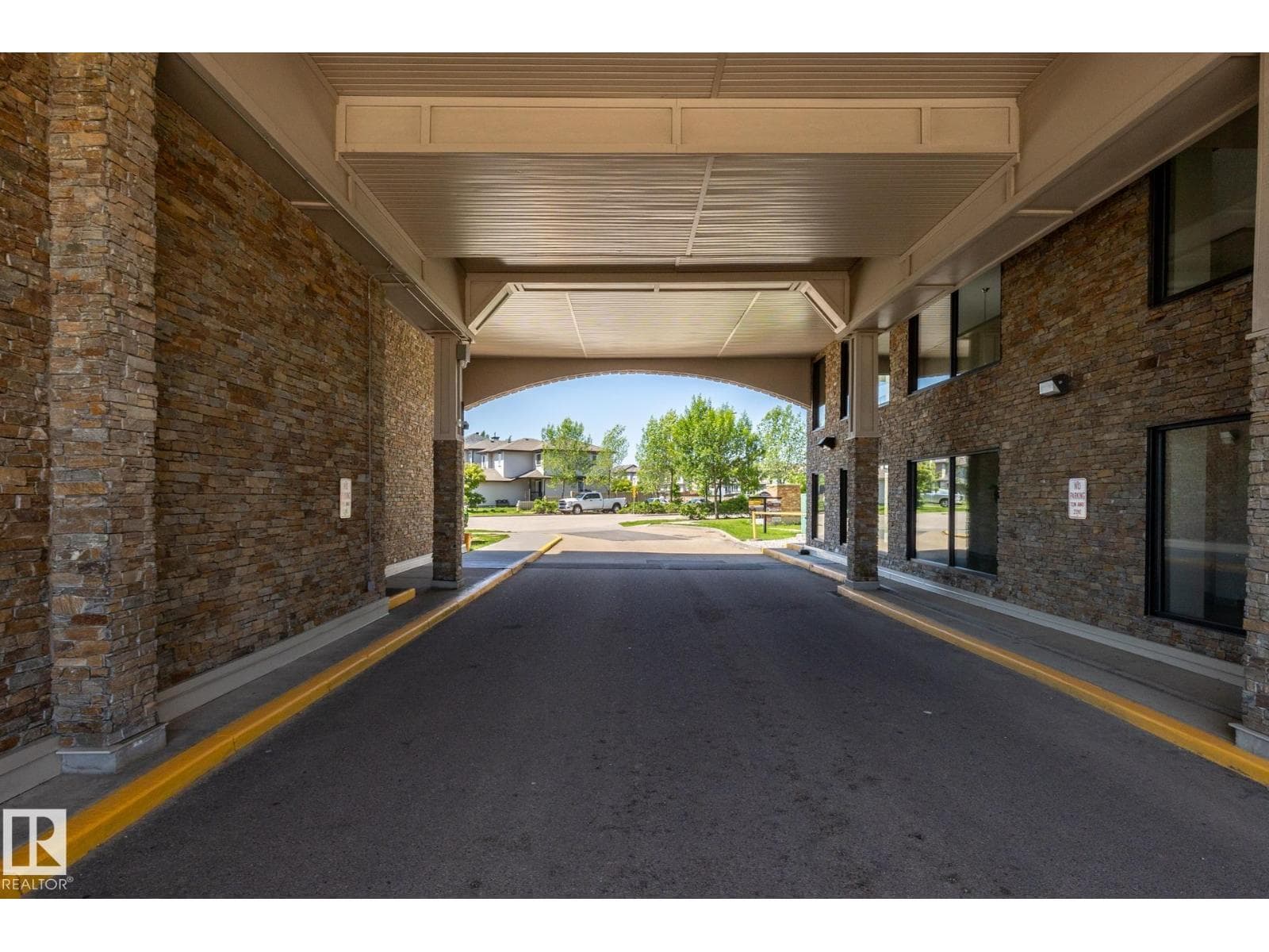 #330 1520 HAMMOND GATE GA NW — photo 3