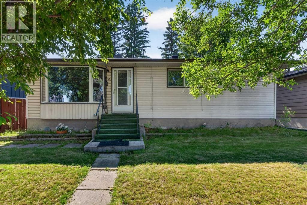 36 Hazelwood Crescent SW