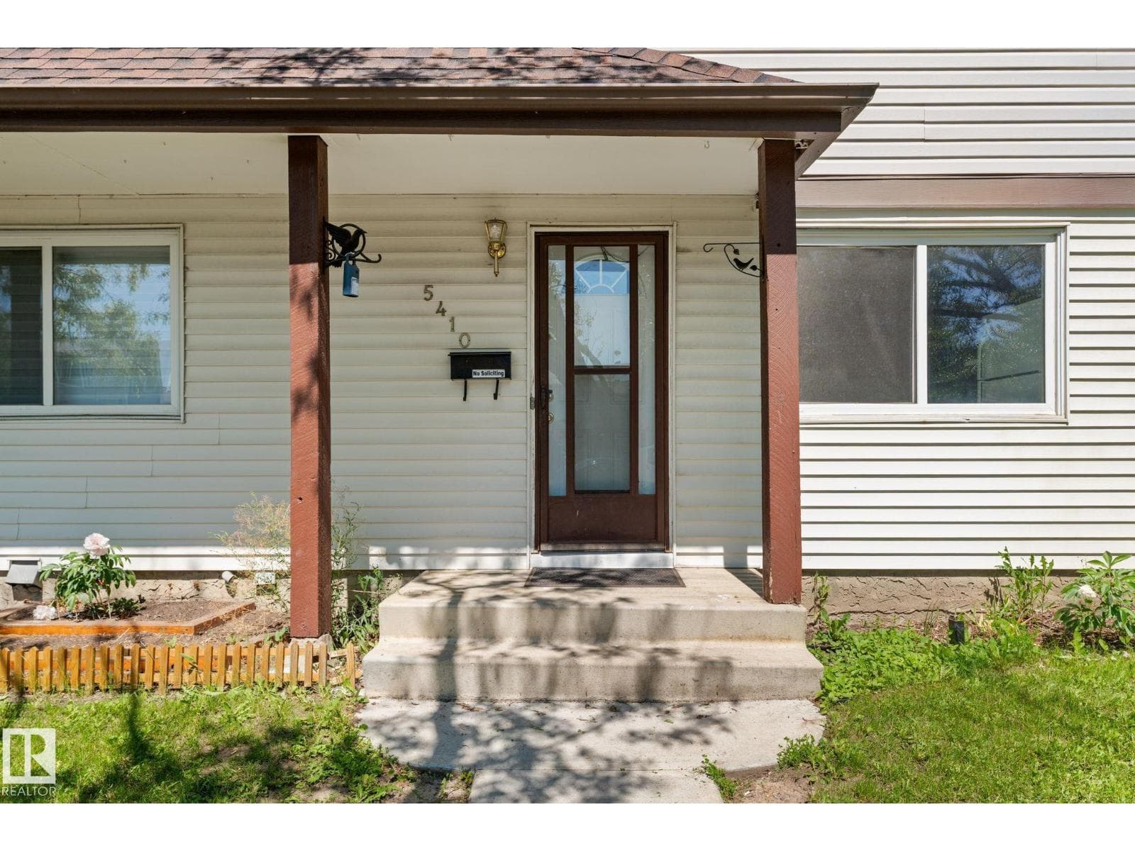 5410 146 AV NW — photo 4