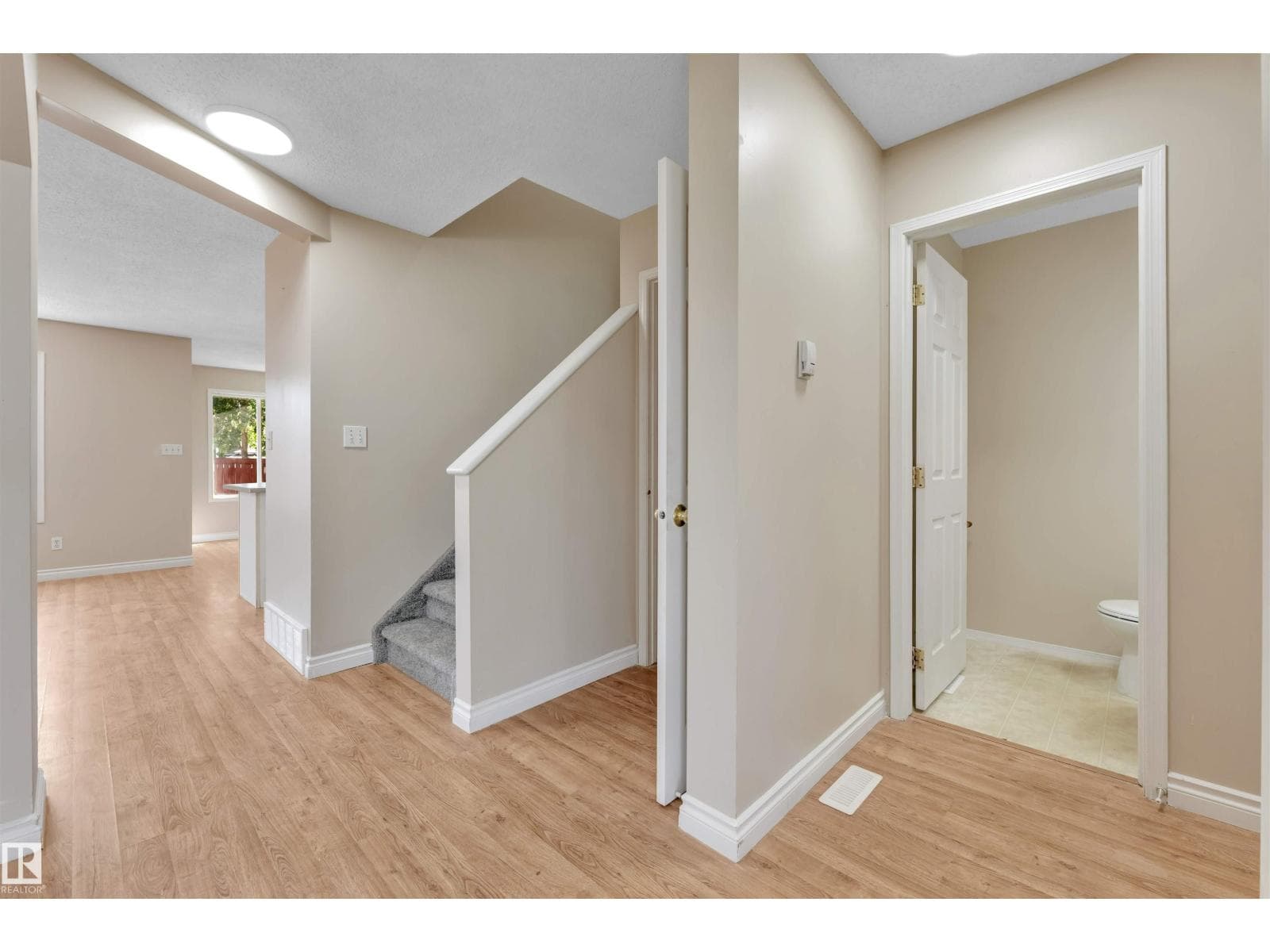 2321 37B AVE NW NW — photo 5