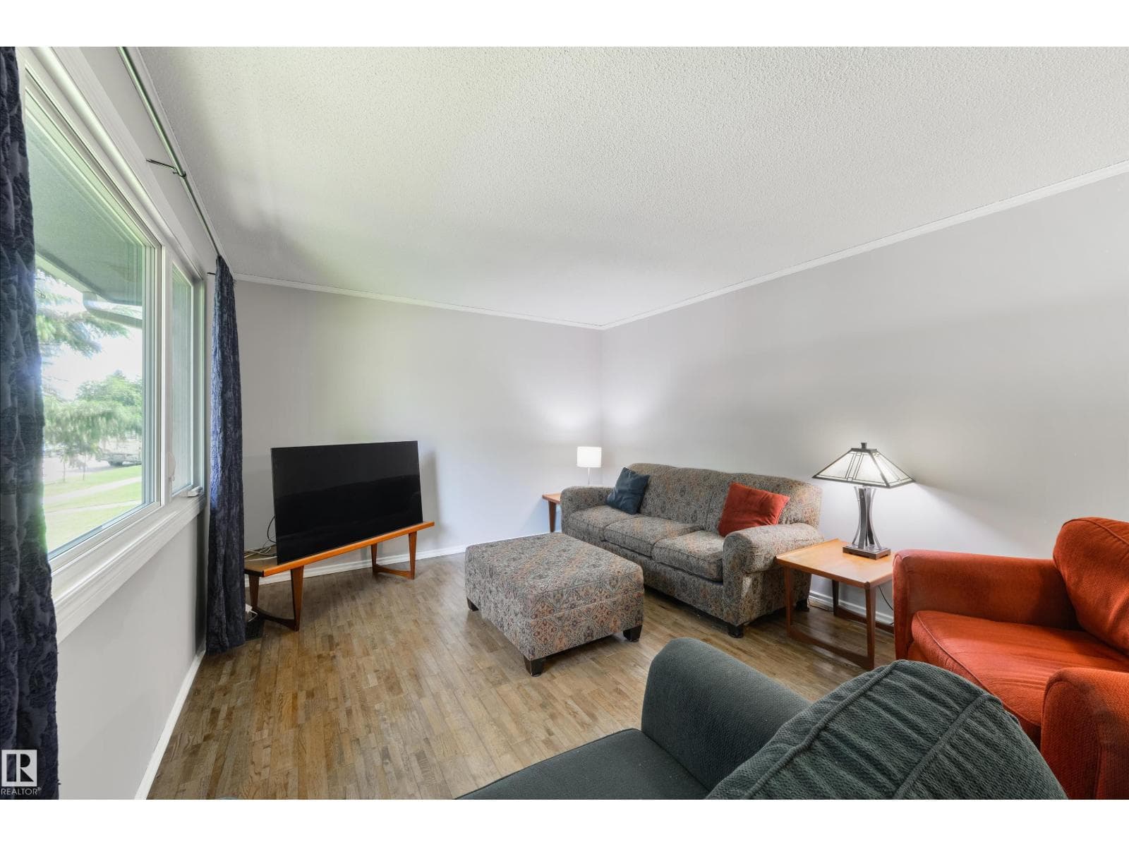122 BROOKWOOD DR — photo 4