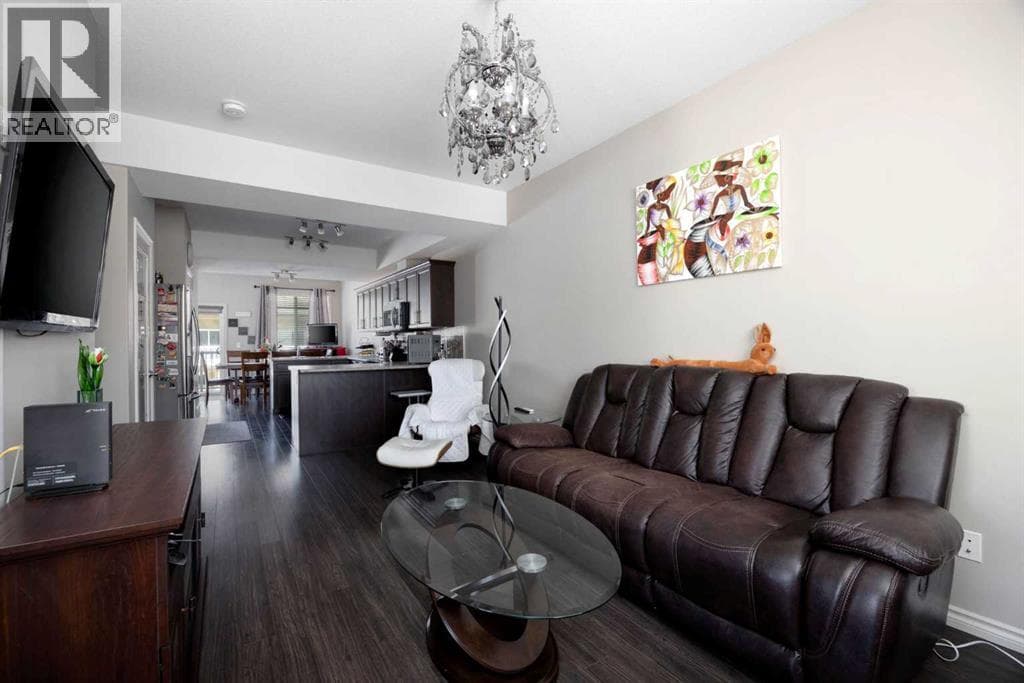 11, 137 FONTAINE Crescent — photo 5