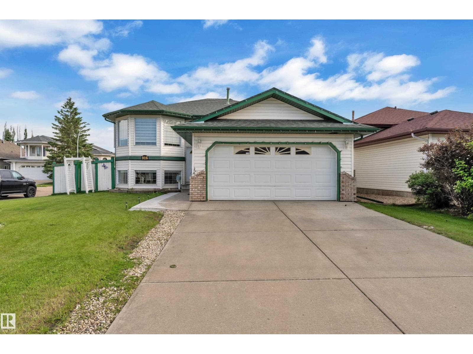916 JORDAN CR NW